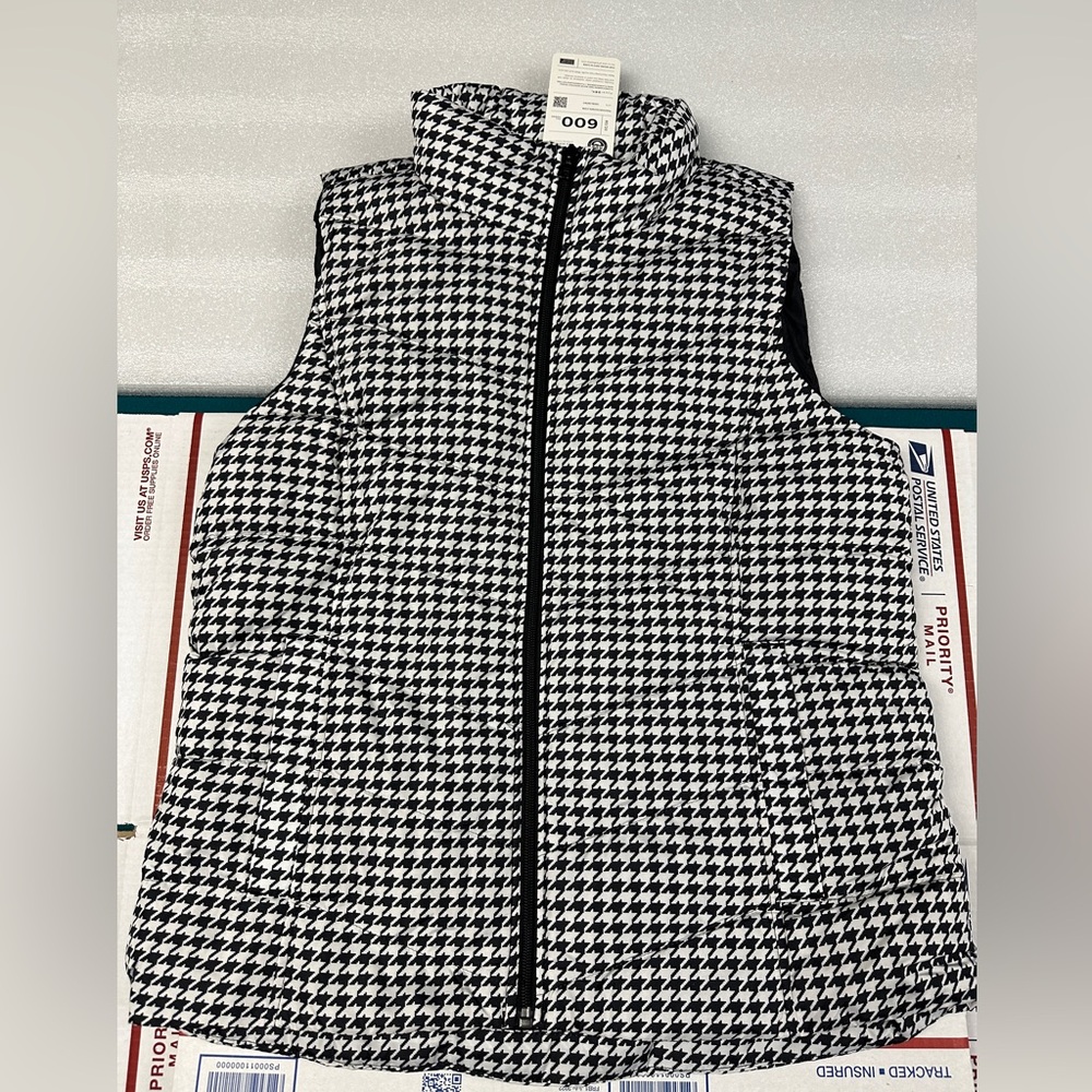 Lands Wnd women’s Medium Vest NWT